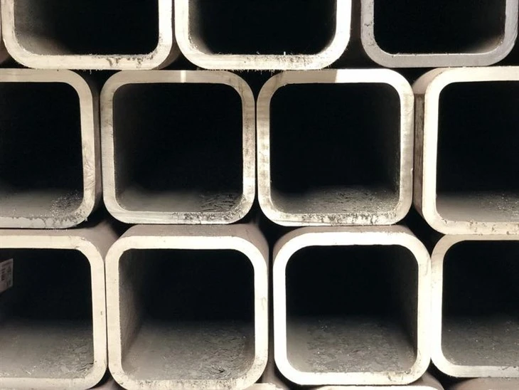 HOT FINISHED SQUARE HOLLOW SECTIONS