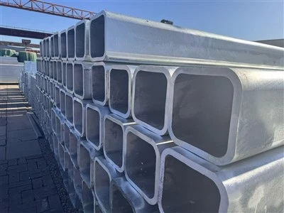 EN 10219中空形鋼の表面仕上げはどのようなものですか？